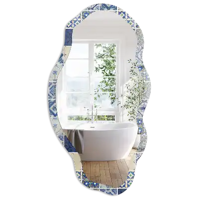 Nieregularne lustro z nadrukiem w stylu płytek azulejos