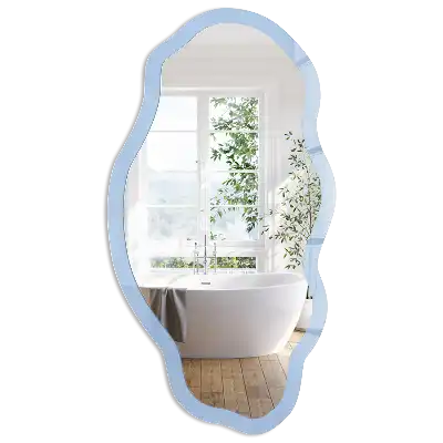 Nieregularne lustro w ramce z nadrukiem w kolorze baby blue