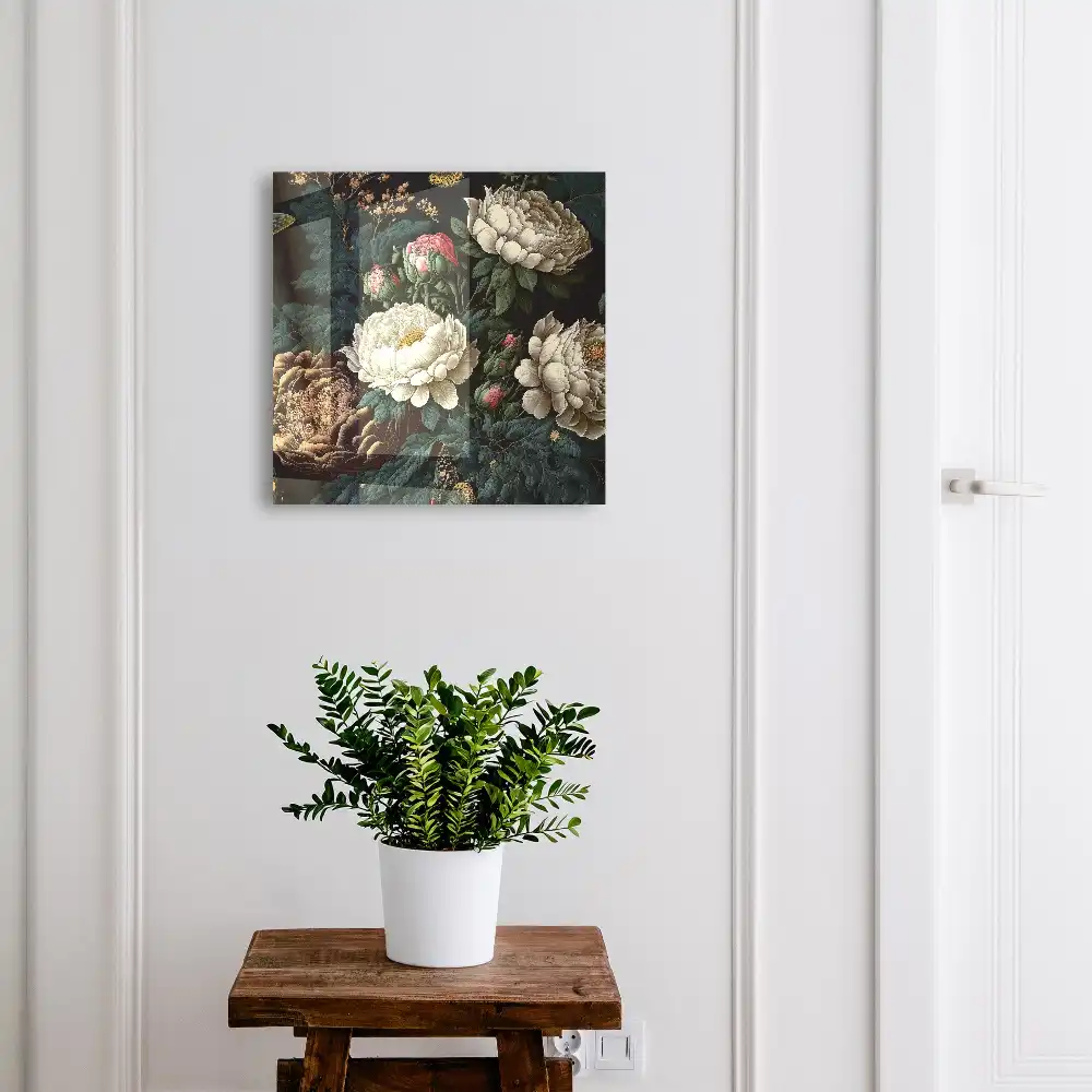Szafeczka na klucze peonie w kremie i zieleni na czarnym tle
