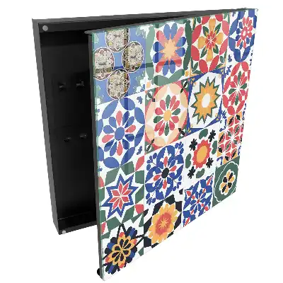 Szafeczka na klucze kwiatowe mozaiki w kolorach, harmonijny układ