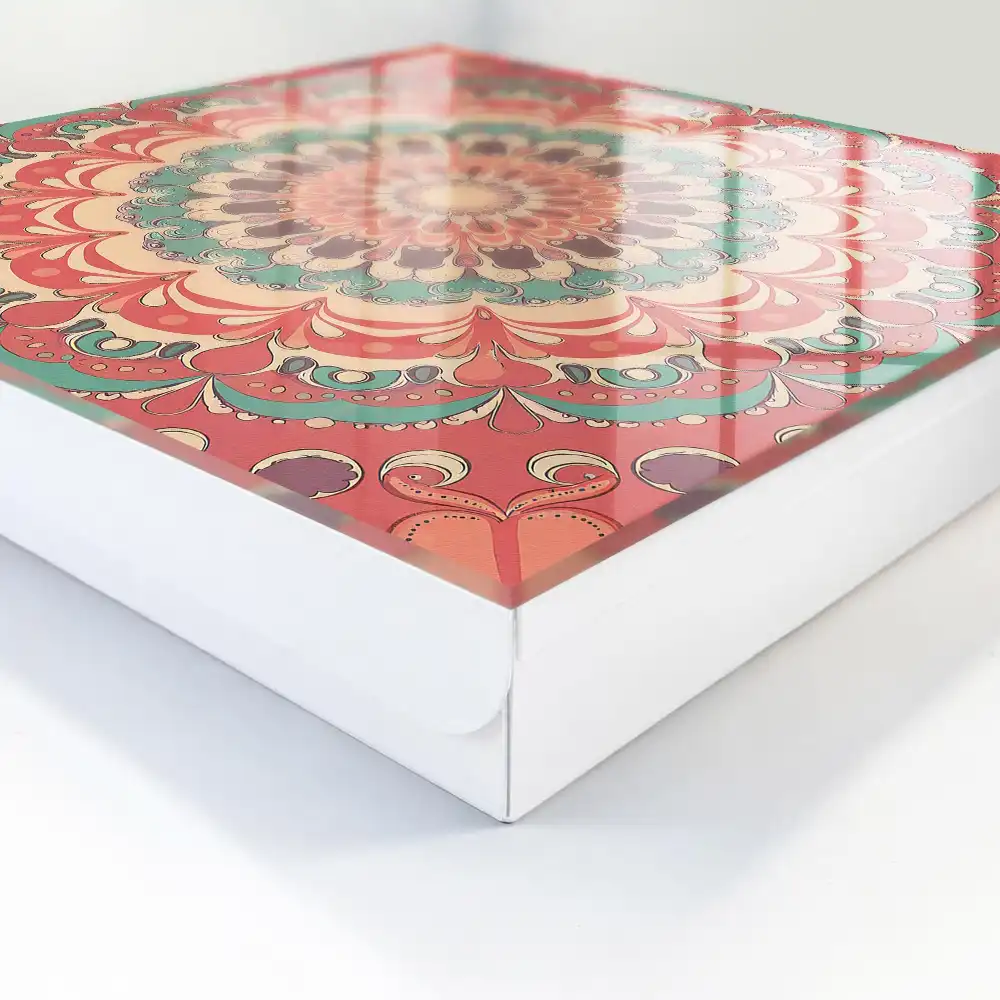 Skrzyneczka na klucze mandala z żywymi detalami i harmonijnymi wzorami