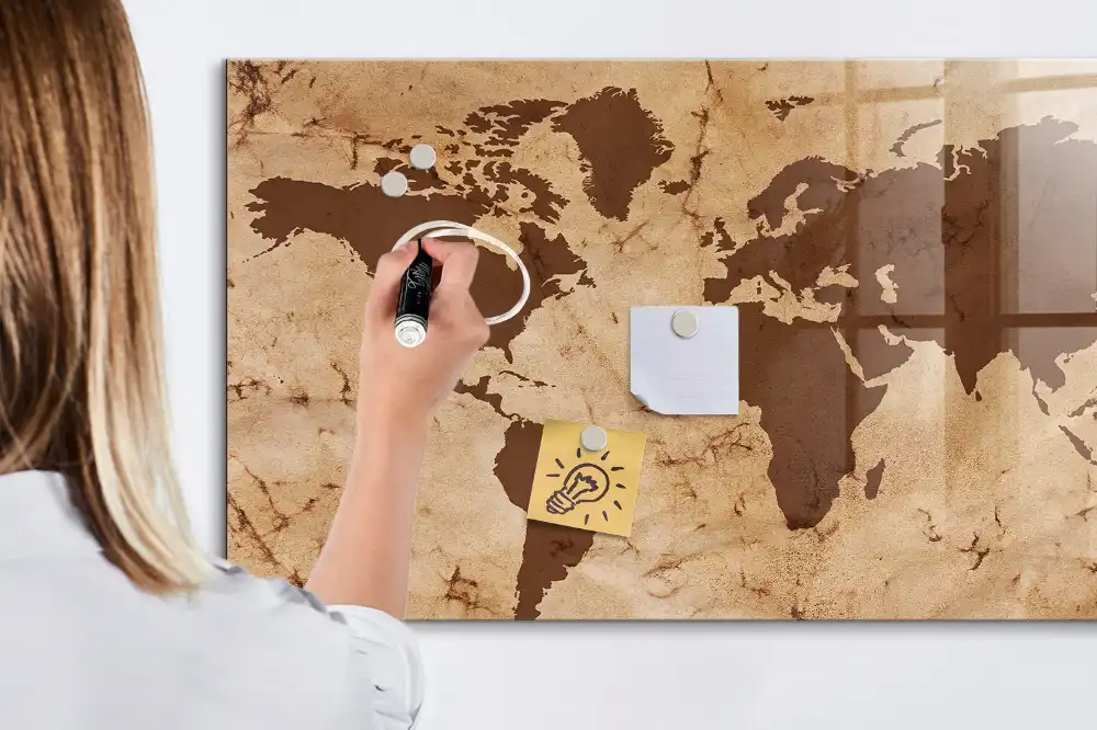 Tablica magnetyczna z pisakiem historyczna mapa świata