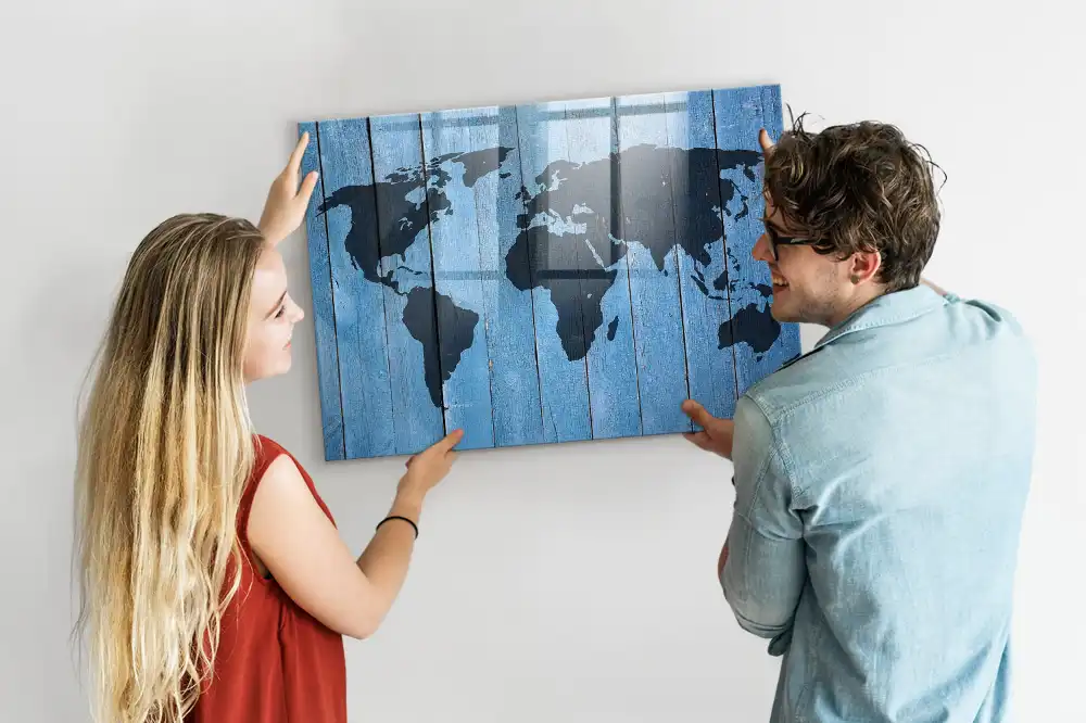 Tablica magnetyczna z pisakiem mapa świata na drewnie