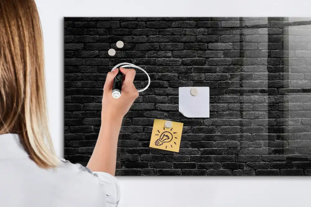 Tablica magnetyczna z pisakiem ciemny mur z cegły