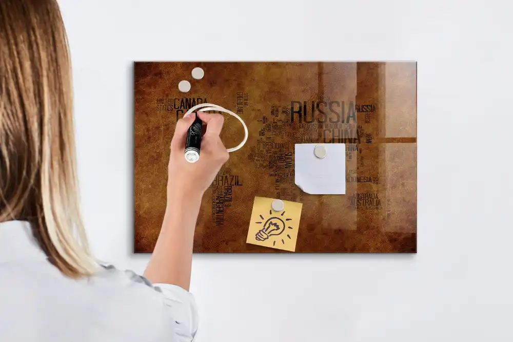 Tablica magnetyczna suchościeralna mapa z nazwami państw