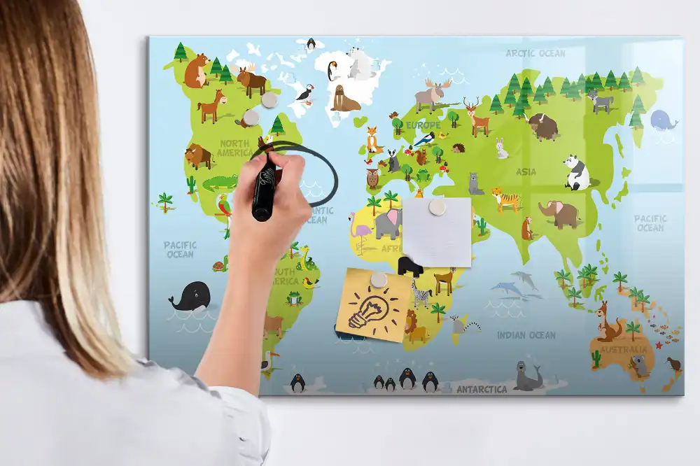 Tablica suchościeralna magnetyczna mapa świata ze zwierzętami