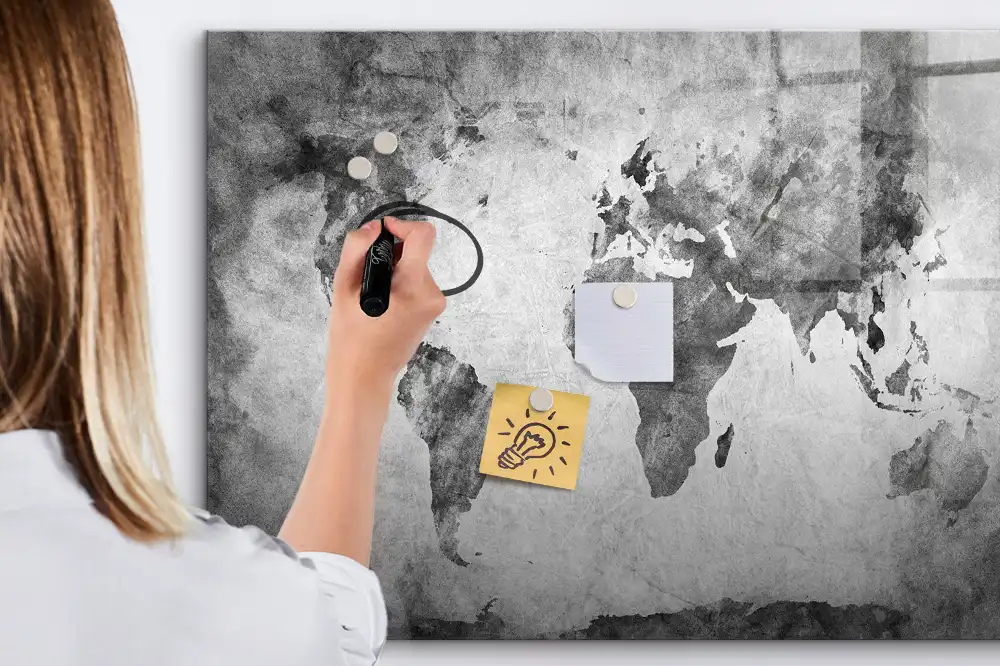 Tablica suchościeralna magnetyczna siatka geograficzna świata