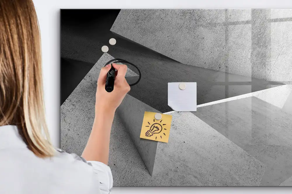Tablica magnetyczna z pisakiem geometryczne trójkąty abstrakcja