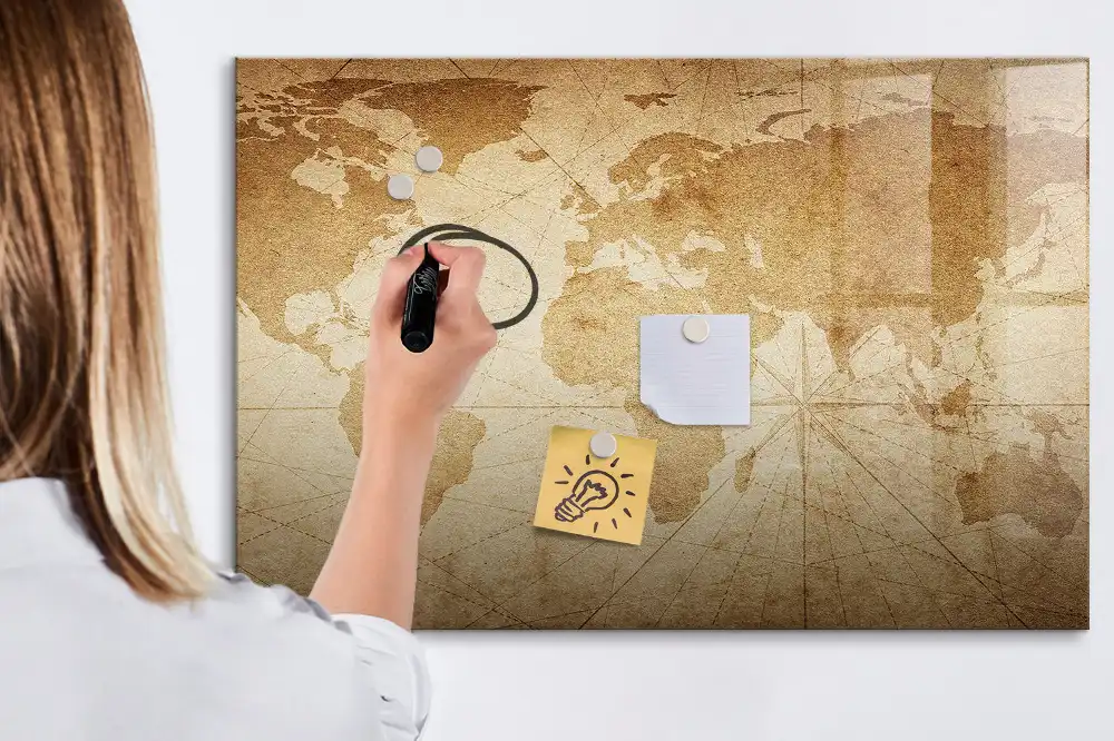 Tablica do rysowania magnetyczna stara mapa świata w stylu vintage