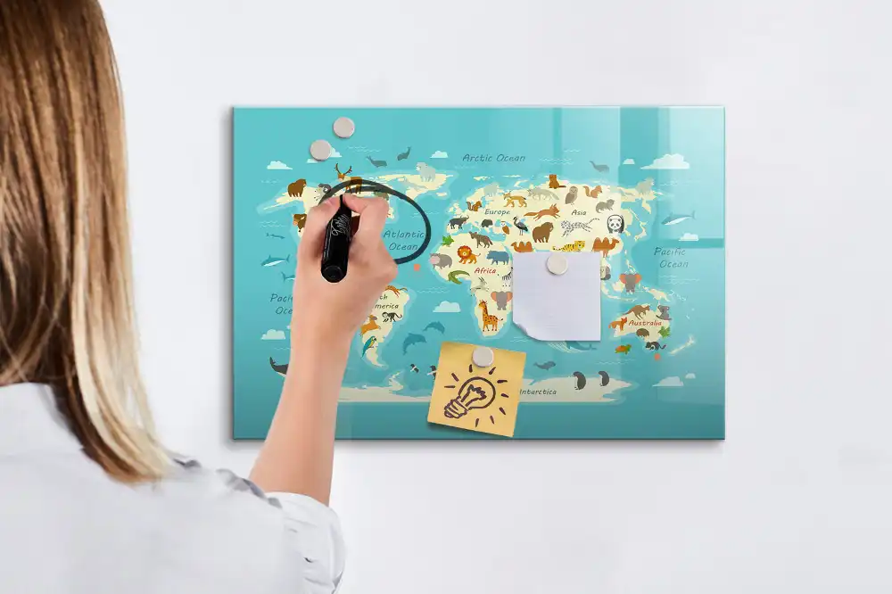 Tablica do rysowania magnetyczna zwierzęcy atlas świata