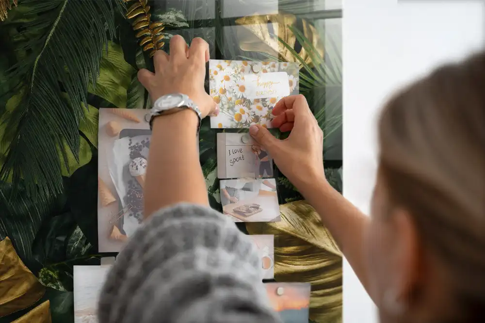 Tablica na magnesy liście tropikalne