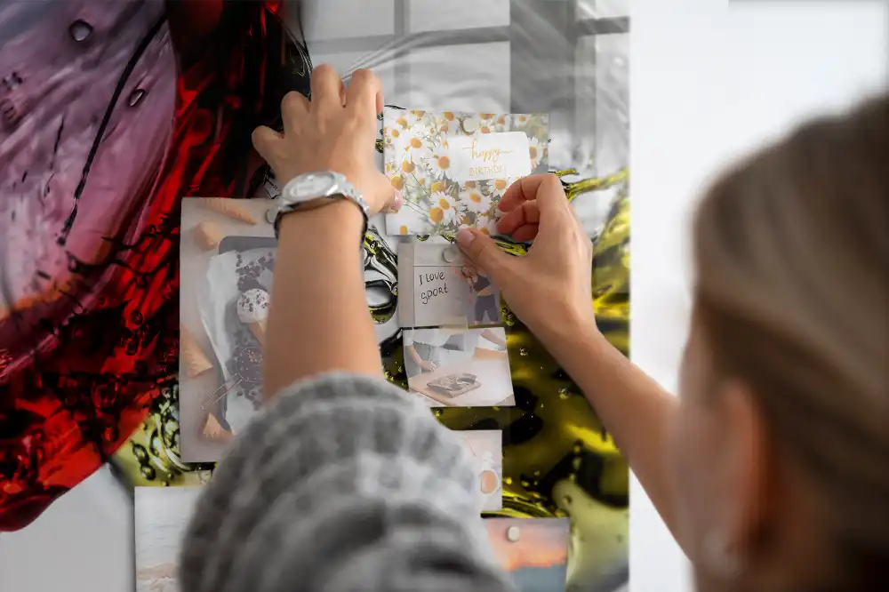Tablica magnetyczna na ścianę kieliszki z winem