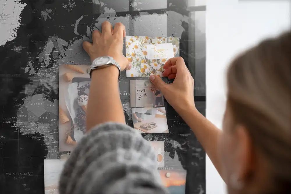 Tablica magnetyczna na ścianę mroczna mapa świata