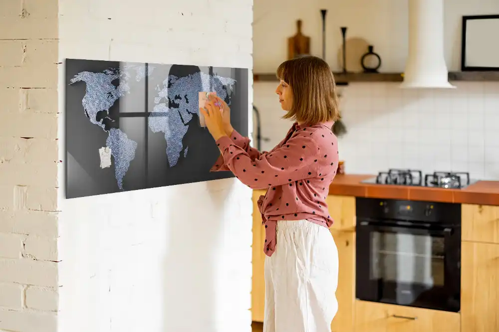 Tablica magnetyczna na ścianę przestrzenna mapa świata