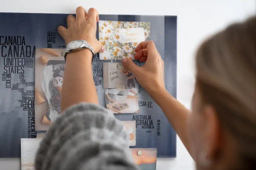 Tablica magnetyczna typograficzna mapa świata